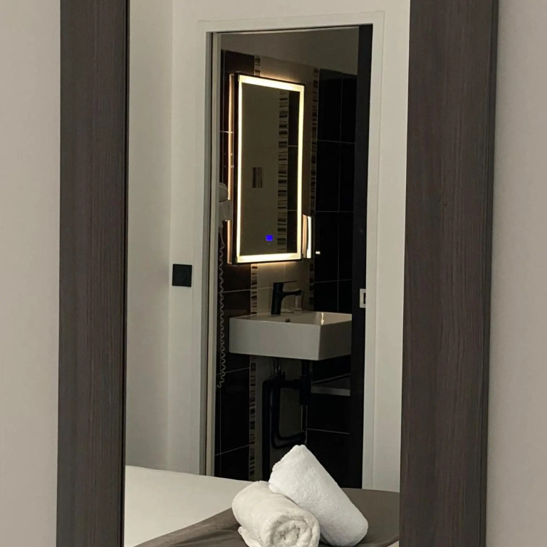 Luxor Bastille Hotel