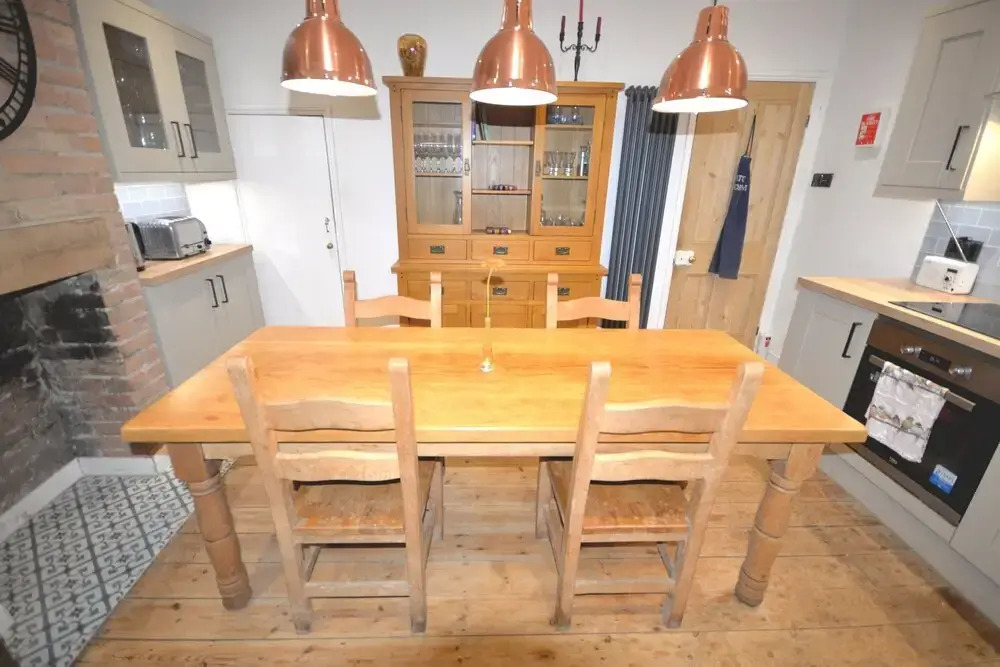 Delightful Cottage In Sandwich - One Bedroom