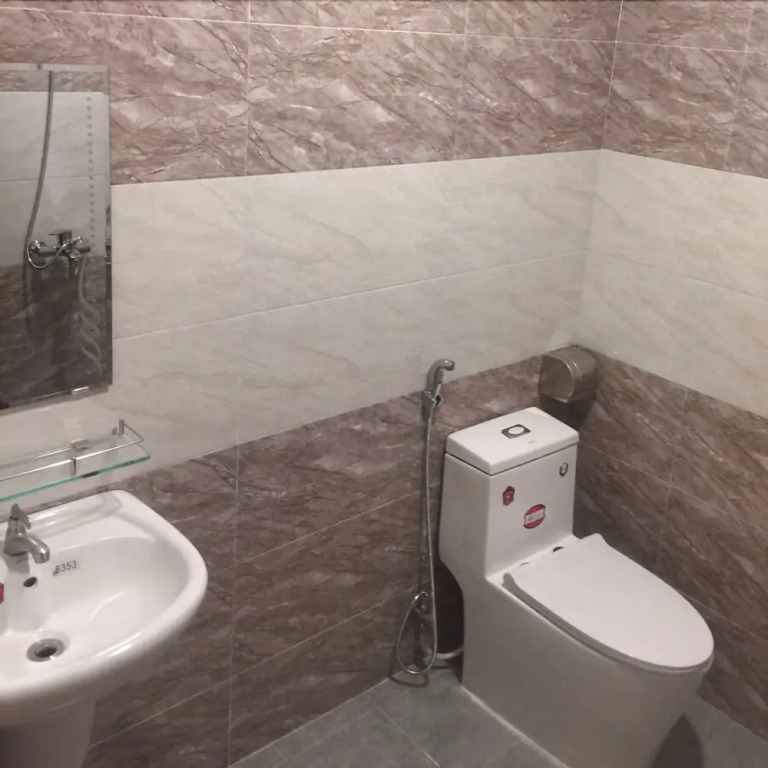 Khách sạn Khải Hoàn
