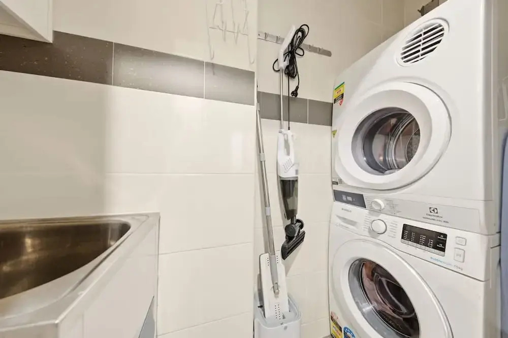 Metawise BnB Bright Open 2BR Arncliffe Sleeps 6