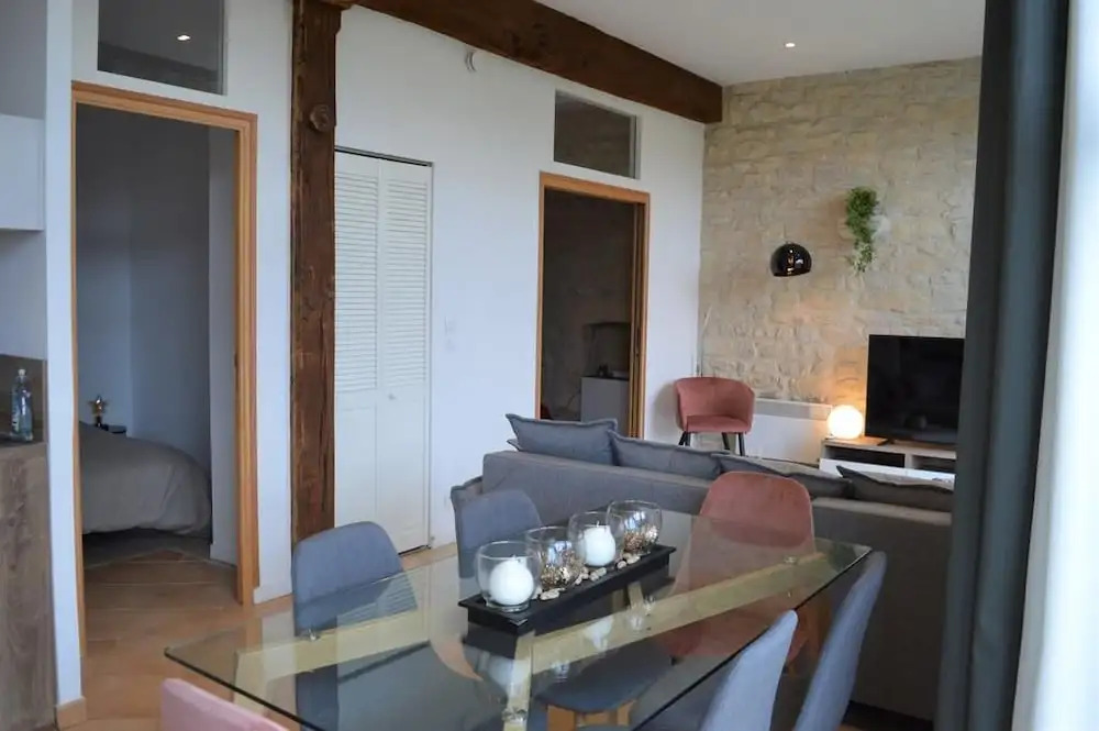 Appartement Lumineux avec Jardin Piscine