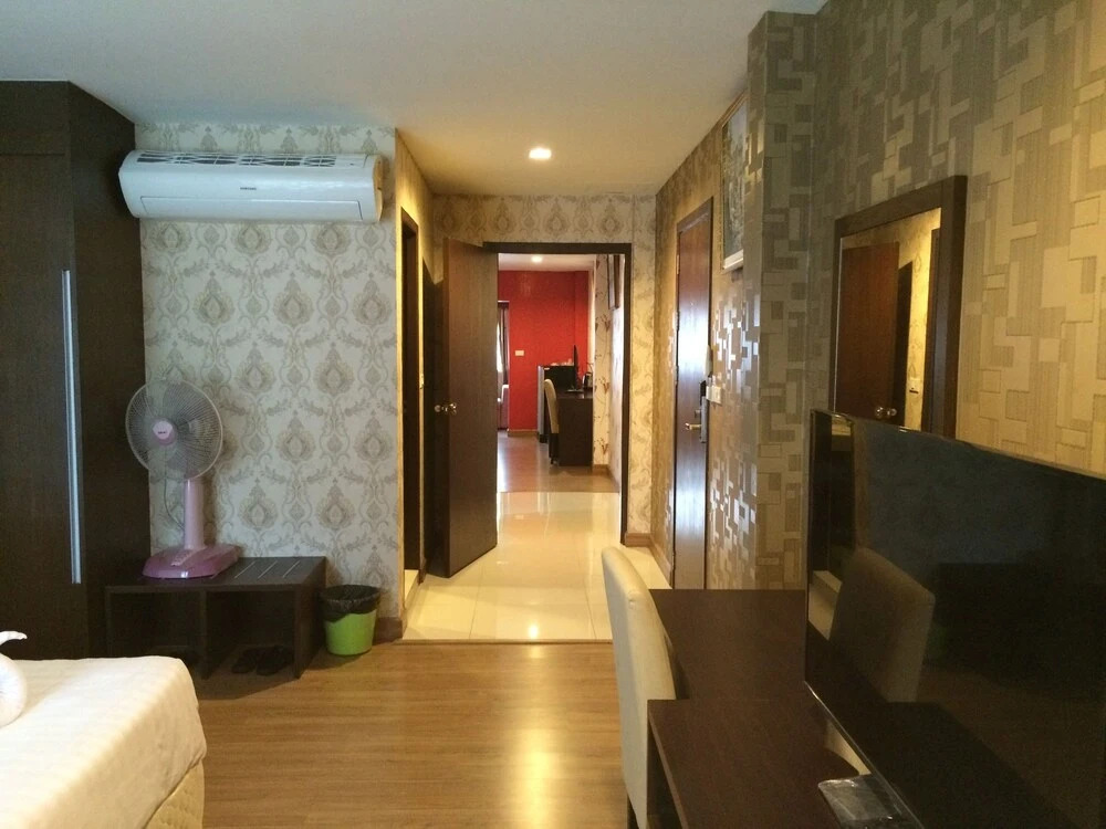 Iraqi Residence