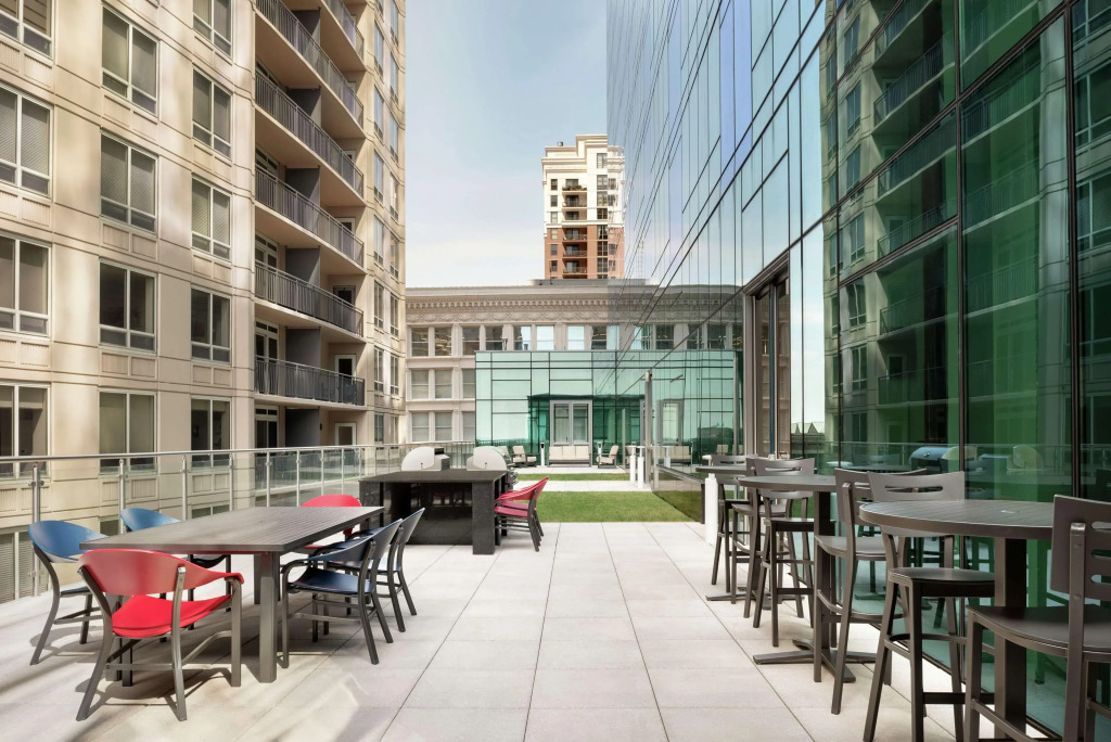 Homewood Suites By Hilton Chicago Downtown South Loop