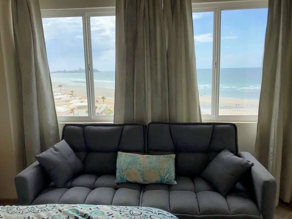 Las Palmas Resort At Sandy Beach: Condo Grande 603 2 Bedroom Condo by Redawning