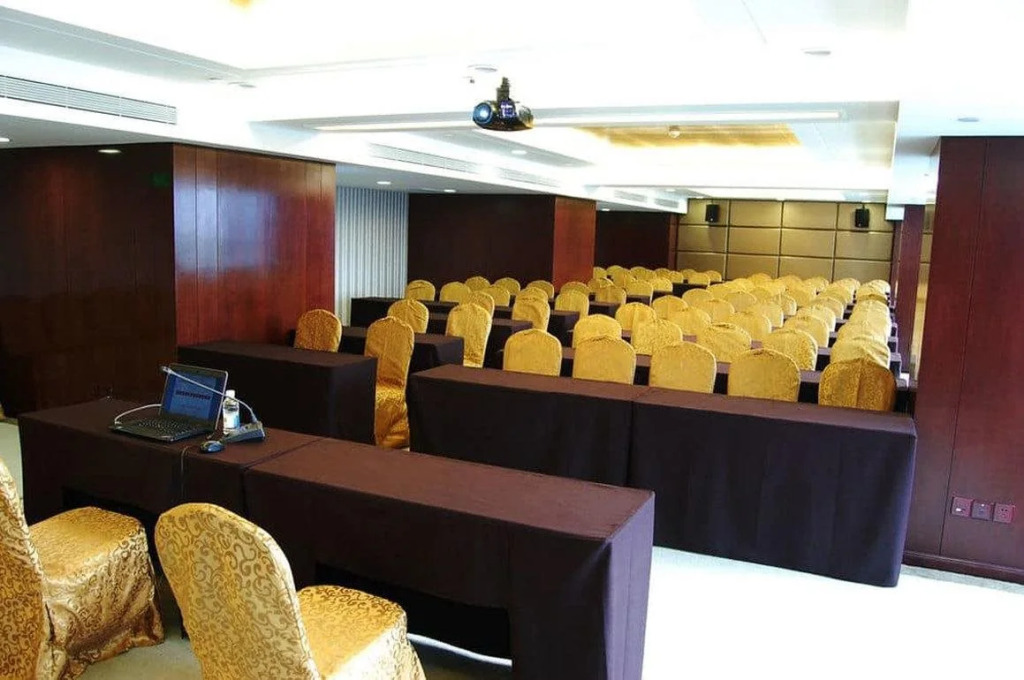Paramount Gallery Hotel