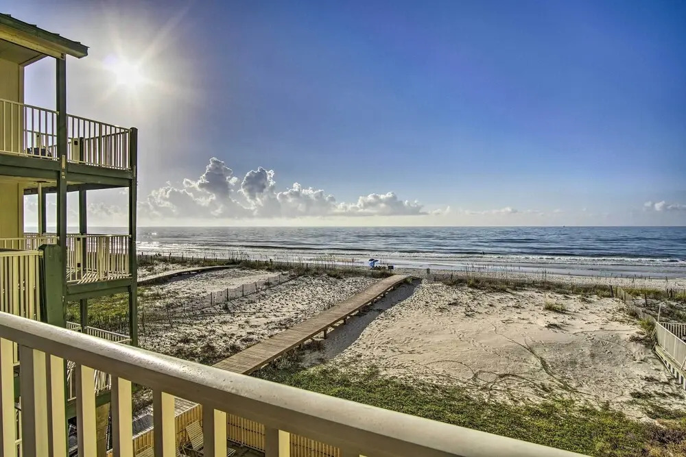 Oceanfront Gulf Shores Condo ~ 2 Mi to The Hangout
