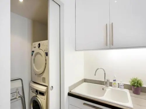 Sleek Apartments near Saint Germain