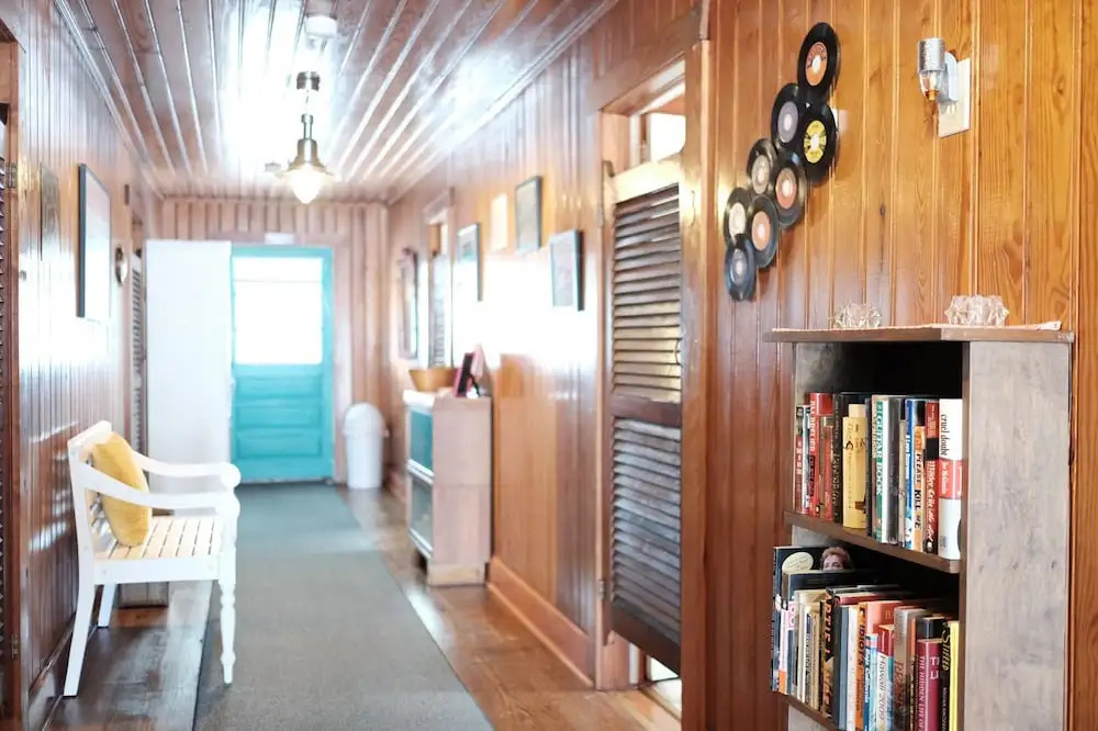 Beacon House Inn Bed & Breakfast
