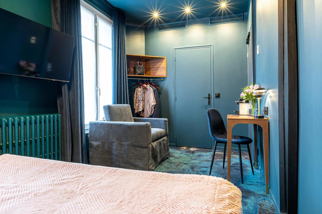 Hotel Glasgow Monceau by Patrick Hayat