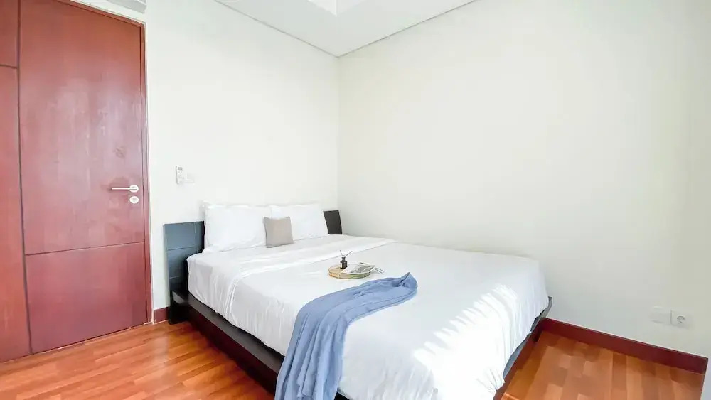 Spacious 2Br Apartment With Private Lift At The Kencana Residence