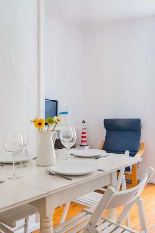 2BR at Chiado Historical Heart of Lisbon