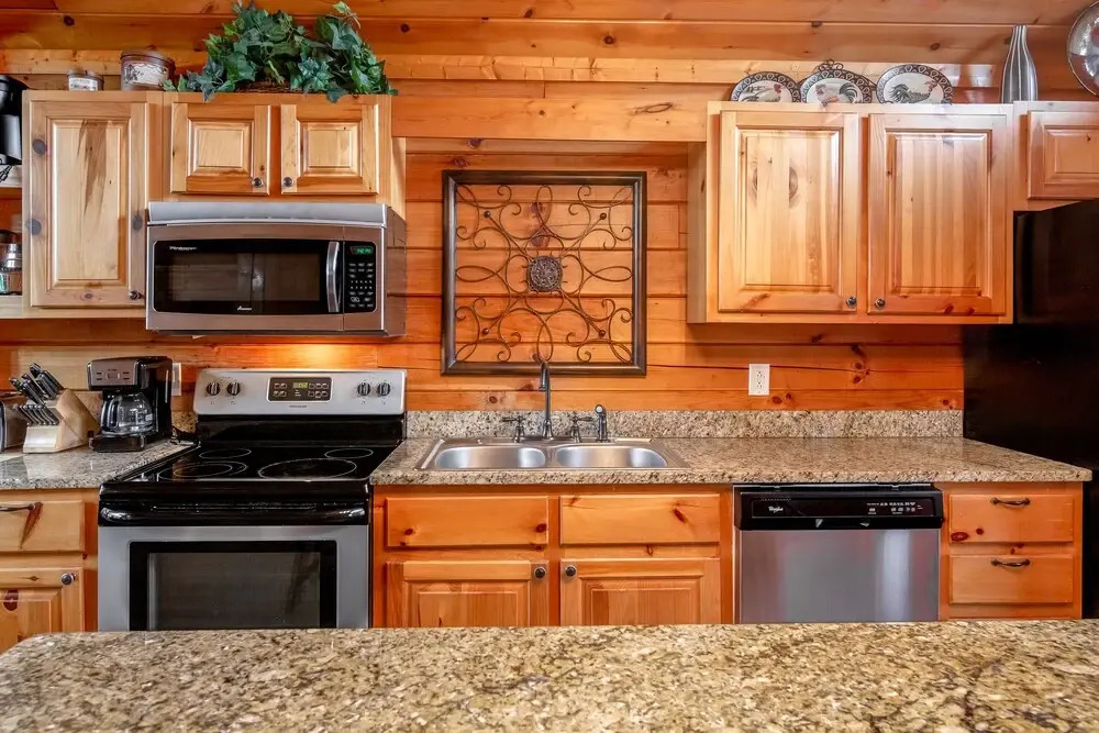 Heavenly Escape Crossing Resort Cabin w Hot Tub Arcade Games and More