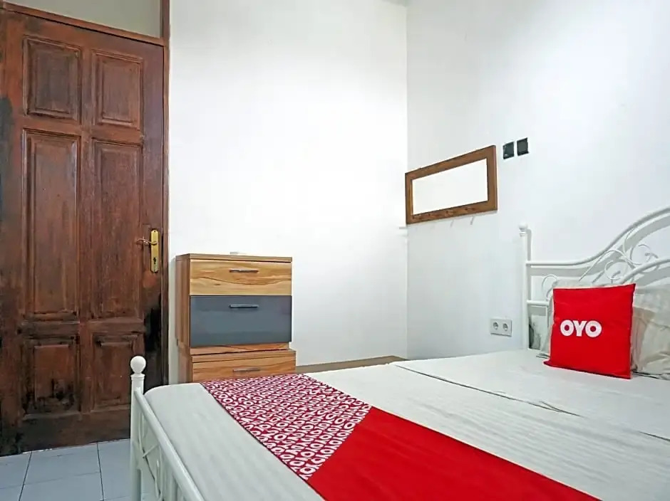 OYO 90824 Griya Ummiku Syariah