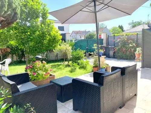 MaisonTevy - Appart 2 Chambres-4lits-Terrasse-Jardin & Studio-Confort-Climatisation- Idéale-Pro-Tourisme
