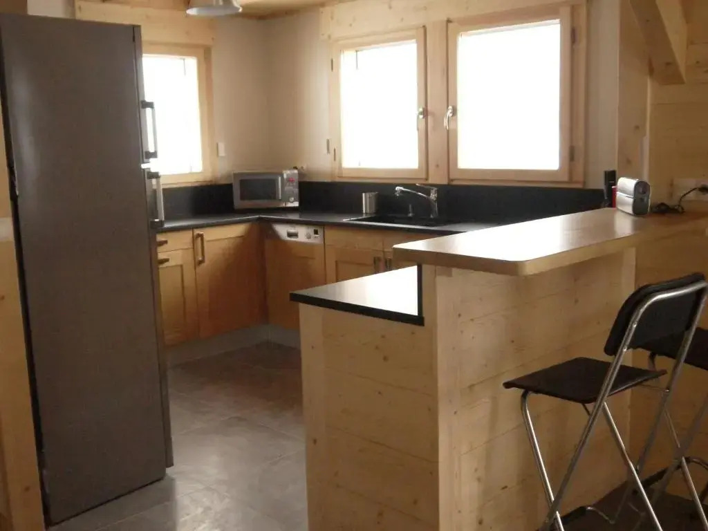Chalet pour 10 pers. avec vue sur Aravis, animaux admis, parking - FR-1-467-71