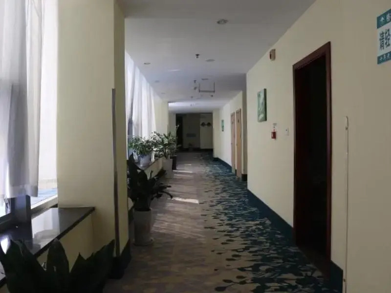 GreenTree Inn Jiangsu Huaian XuYi Bus Station Business Hotel