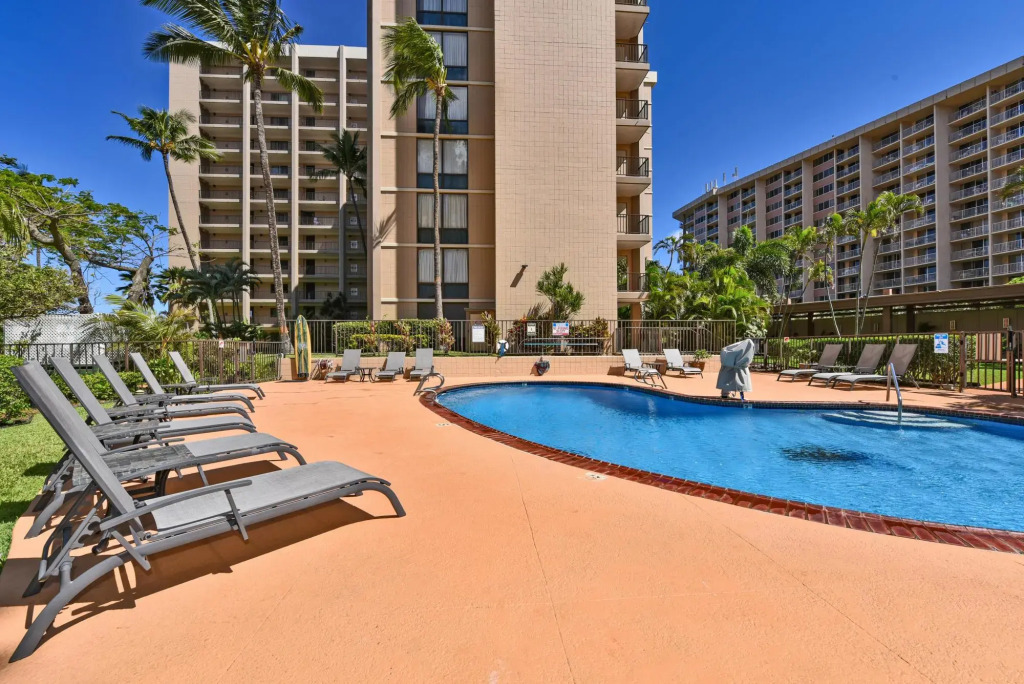 Valley Isle 206 in Lahaina