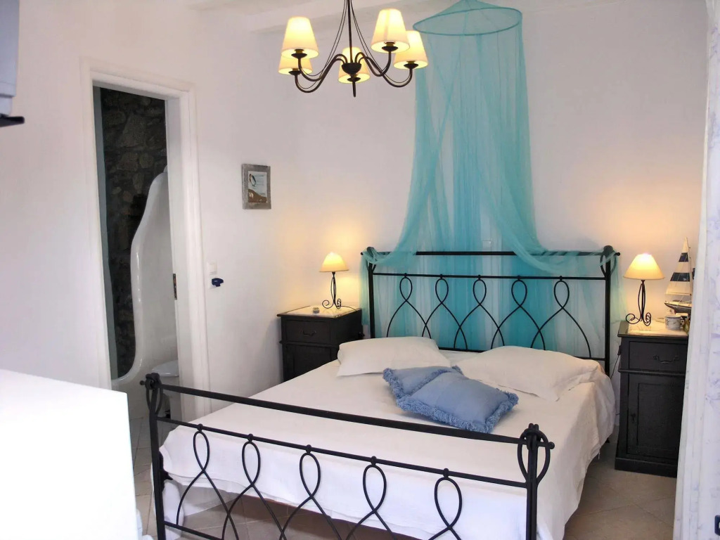 Mykonian Iros Suites & Villas