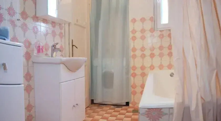 Apartment Barbaras Inheritance