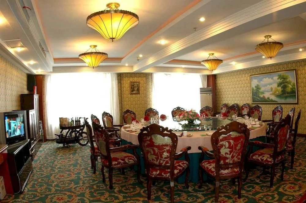 Jiaotong Hotel
