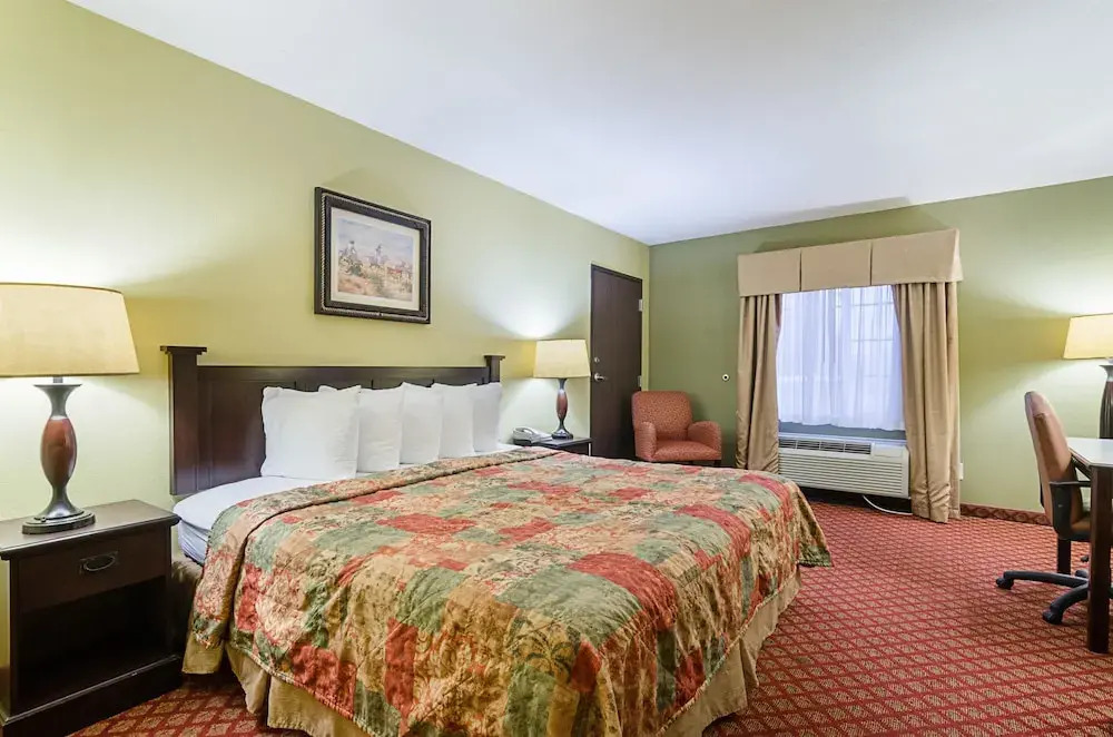 Motel 6 Park City KS