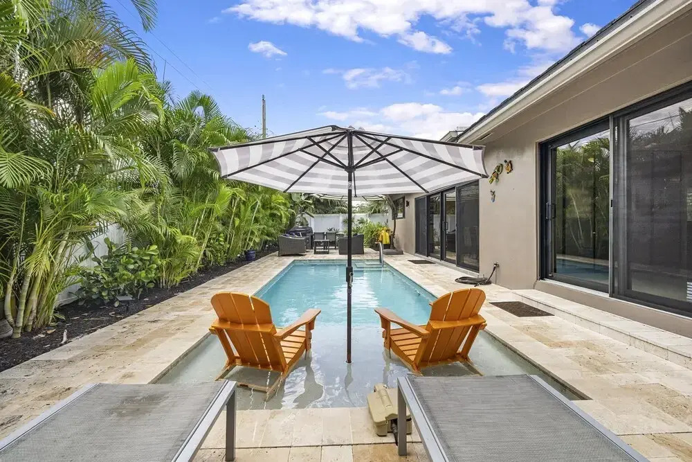 Relax in Luxury - 3 Bed 2 Bath Oasis With Pool