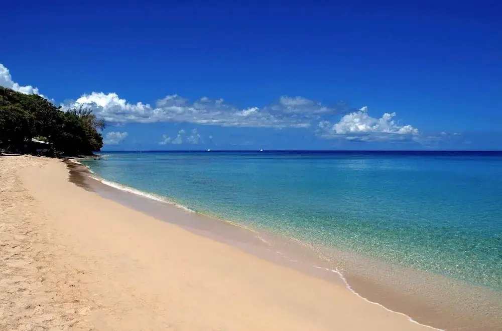 Jalousie at Mullins Bay
