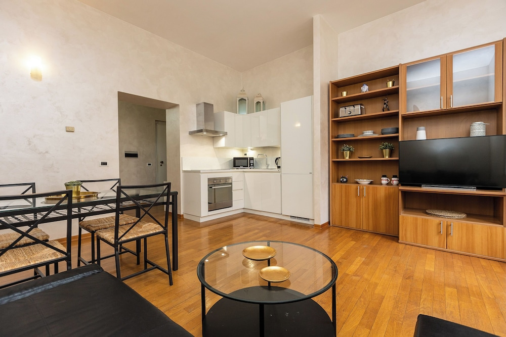 Rental in Rome Saint Peter Home