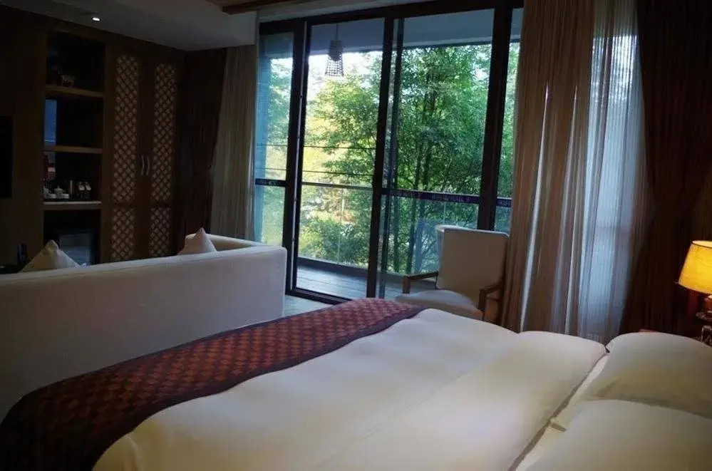 Hui Feng Hotel
