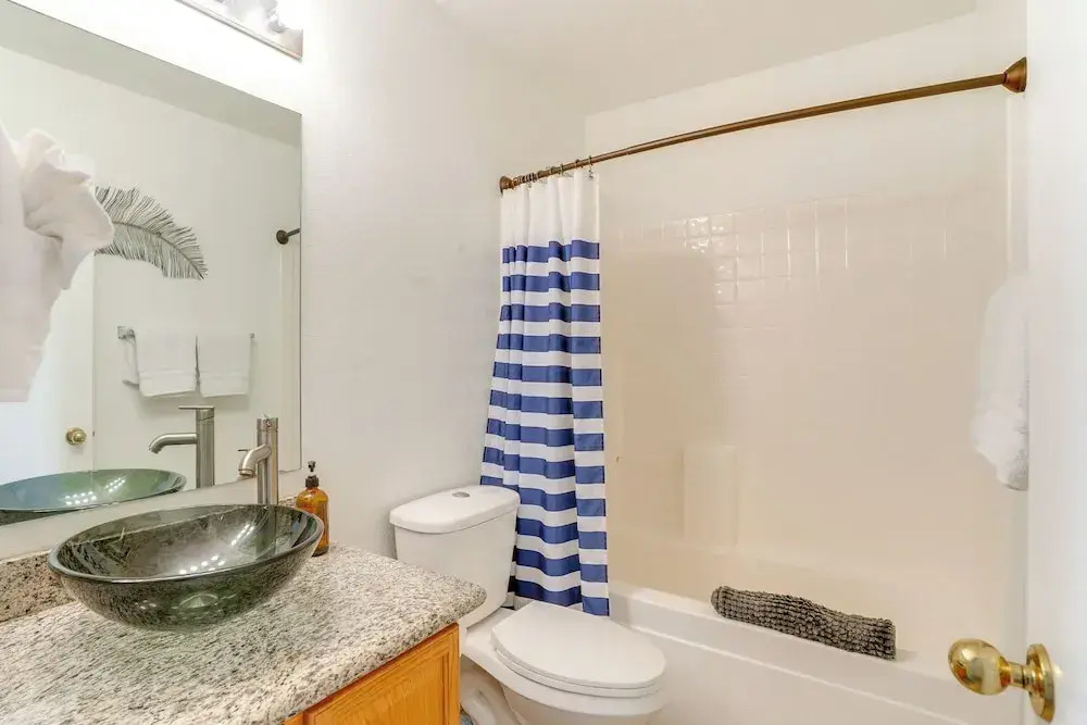Spacious Phoenix-area Escape w/ Pool & Hot Tub