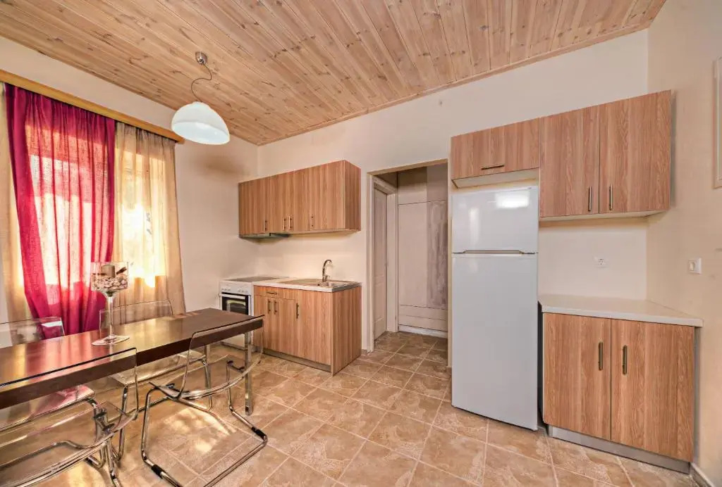 Cardamilia Suites