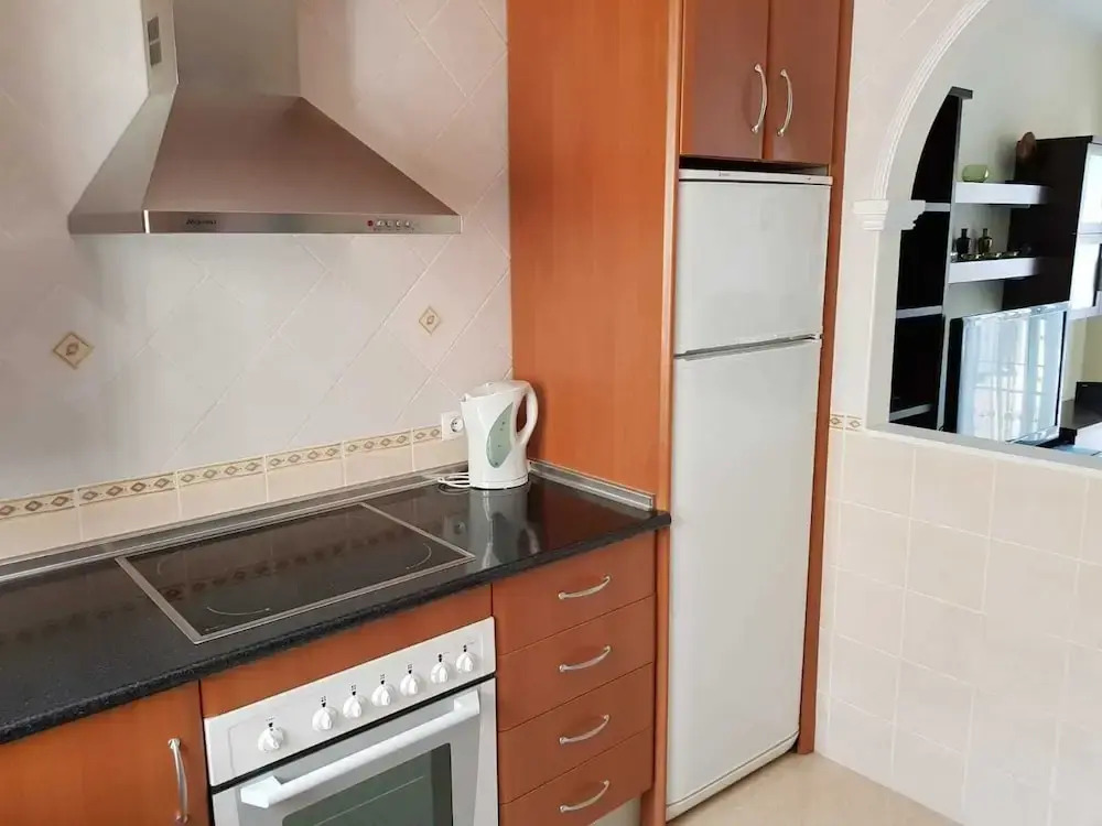 Modern 2 Bedroom Holiday Home