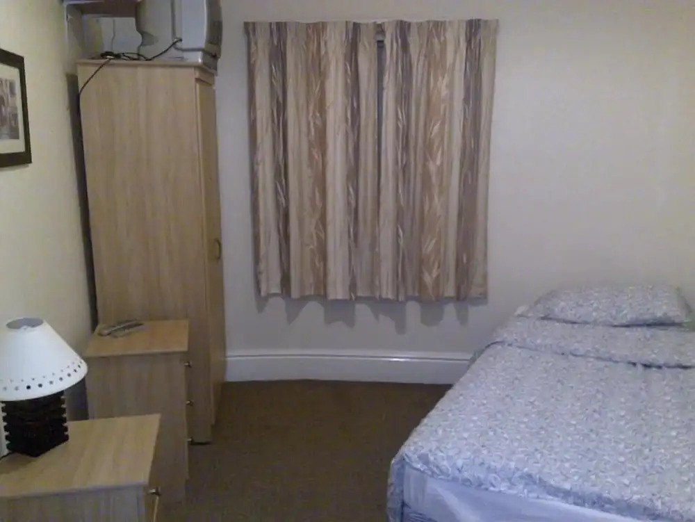 The Knowsley B&B