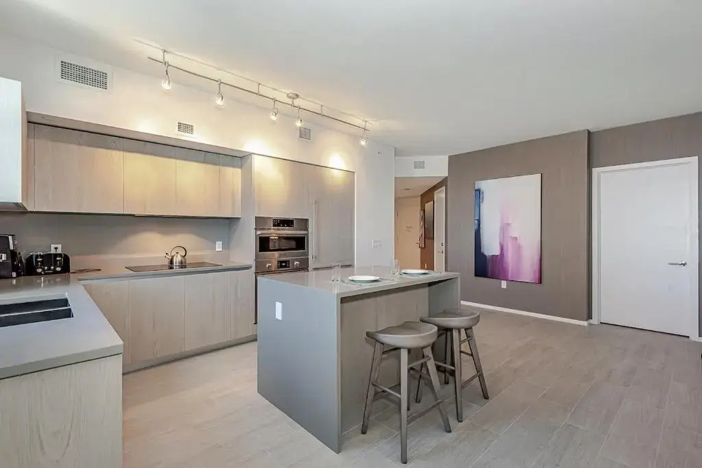 5 STARTSAMENITIES Luxury 2BR. FRONT Ocean & Bay VIEW