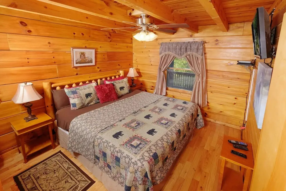 Ultimate Seclusion 1 Bedroom 2 Bathrooms Cabin