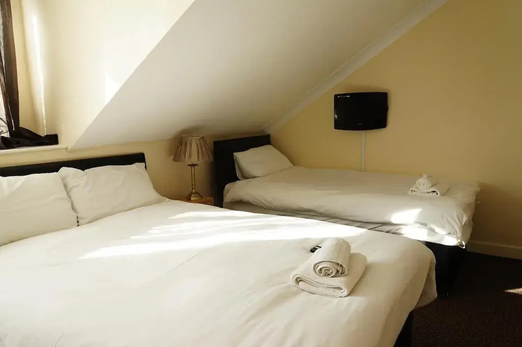 The Vale Apart Hotel