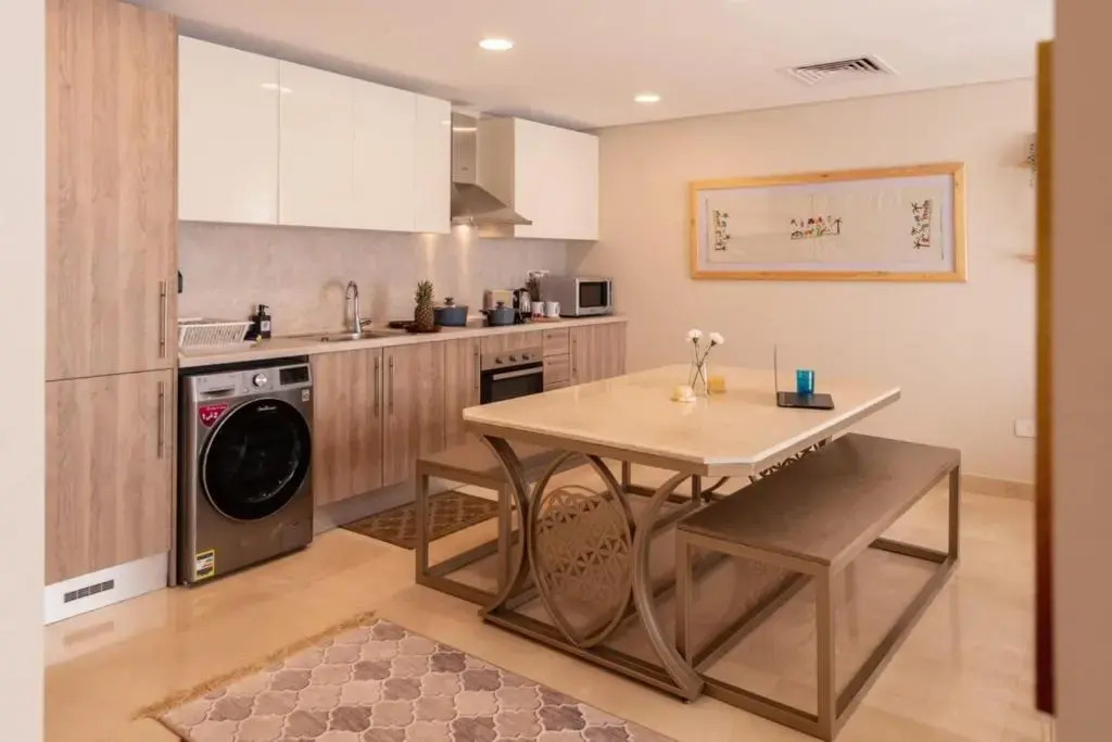 Bright & Breezy 1 BR Mangroovy w Pool & Beach Access