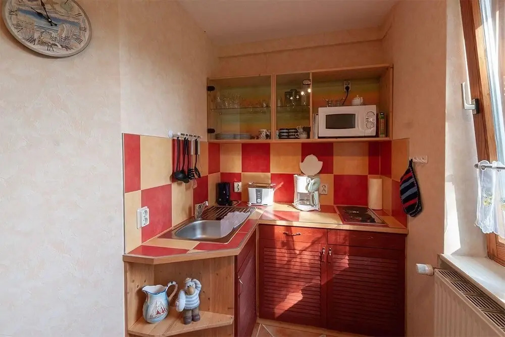 Geschmackvoll Ausgestattete Ferienwohnung für 3 Personen + 1 Aufbettung