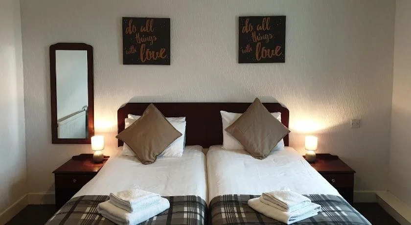 Glenmorag Hotel