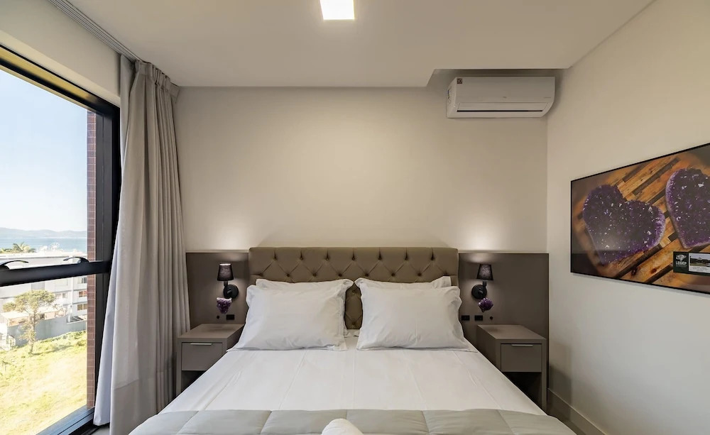 MHFA - Studios em Prédio Luxuoso com Vista Mar