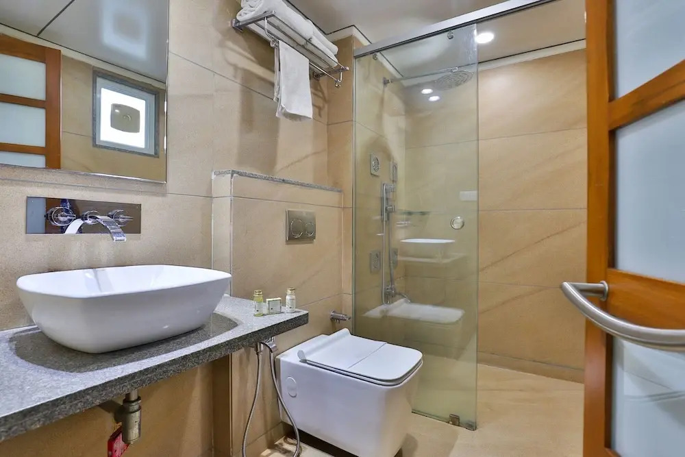 Capital O 23214 Hotel The Lotus Park