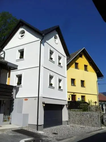 Effie Perine Apartments