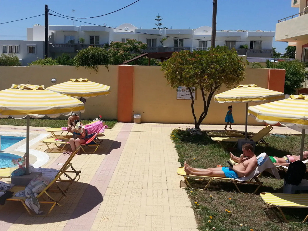Casa Blue Sarantis