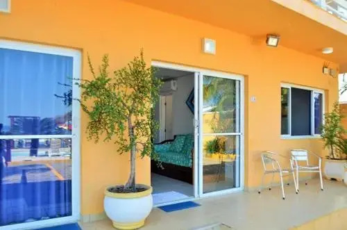 Maresias Hostel & Suites