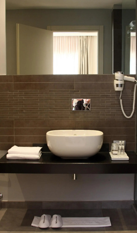 FerroHotel