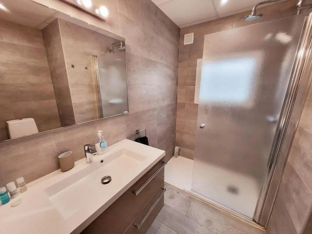 Stylish 3 Bedroom Penthouse in Marbella Centre with Large Pool close to the Beach