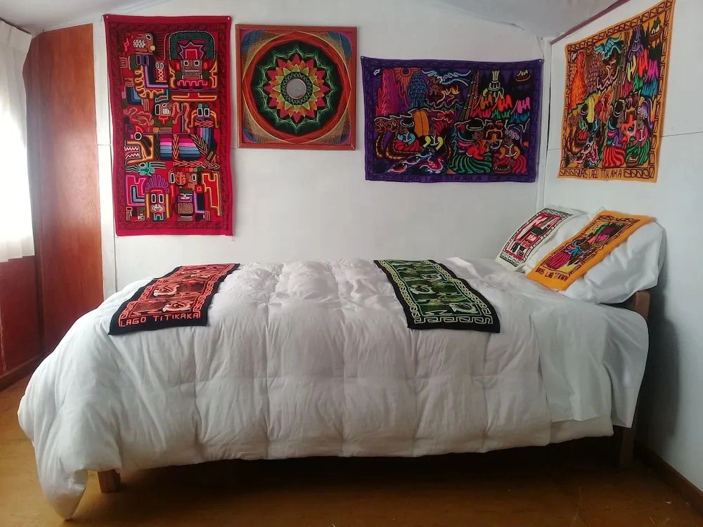 Amantani Pachatata Lodge