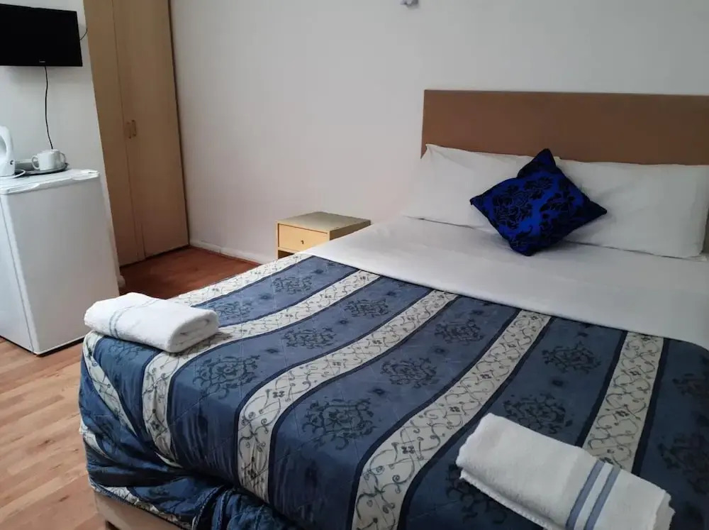 Goddis Hotel  Guest House