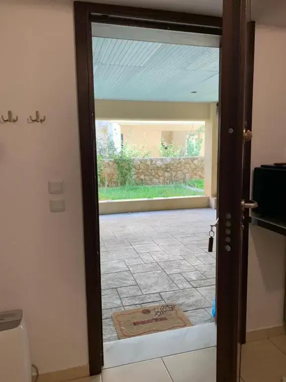 Luxury studio with SPA close to athens airport