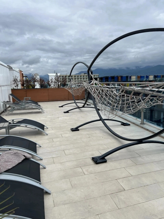 Апартаменты Premium 1st line, free rooftop pool and sea view